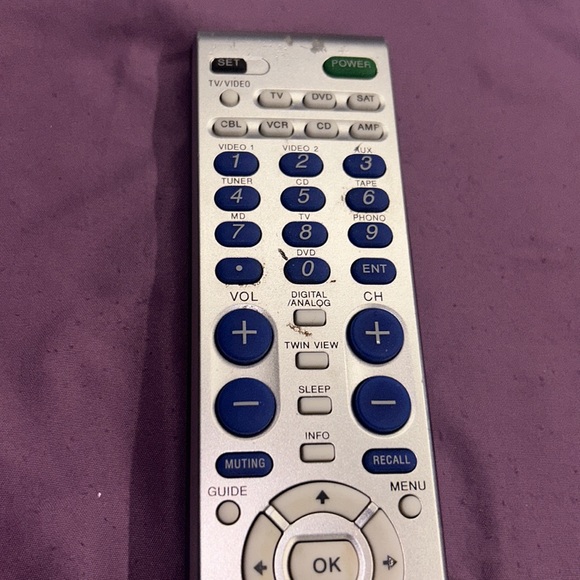 SONY REMOTE COMMANDER Universal remote Silver 7 functions used RM-v310 IR remote - Picture 3 of 7